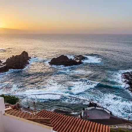2br - Seaviews & Nature Pools Apartment *